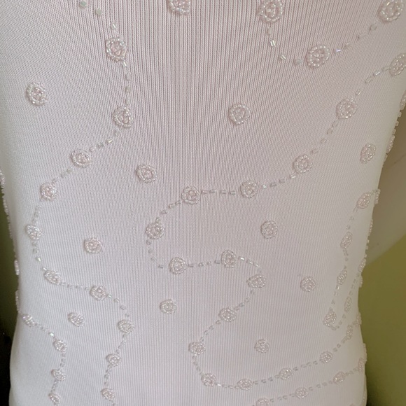 Beautiful soft Pink Woman Top rayon knit Fully Embelished with pink beading US M - Picture 13 of 13